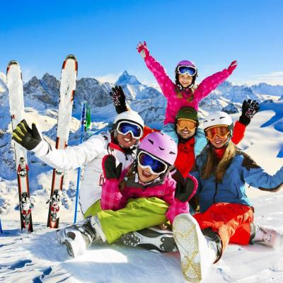 Ski Shutterstock 525205546